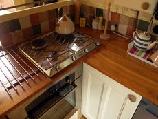 Galley Aft Oven Hob
