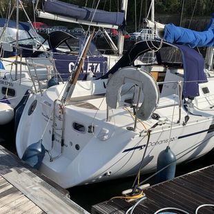 Beneteau Oceanis 320 | 10m