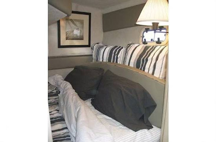 1995 Bayliner 3255 avanti