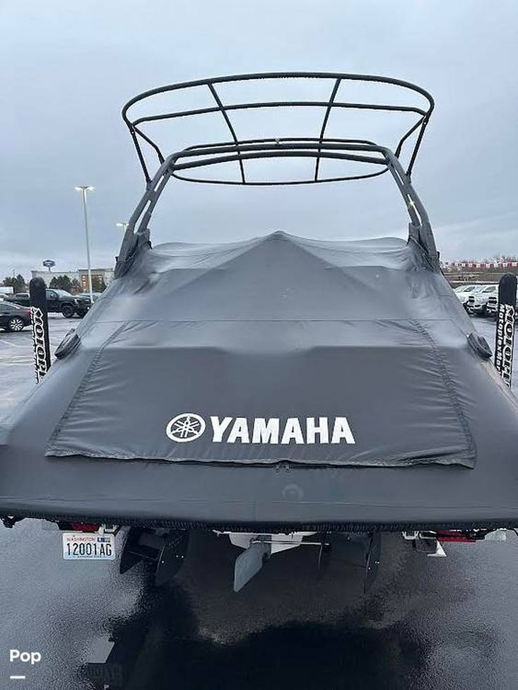 2019 Yamaha 275 se