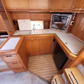 1990 sealine 365 sportbridge power 9429428 20240619064641413 1 XLARGE