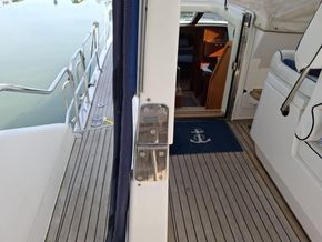 2000 Atlantic 42 11