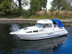 2000 Marex 280 Holiday HT