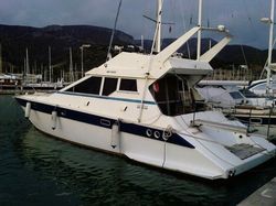 Roto 60 Twin Hull Fibreglass Crusier