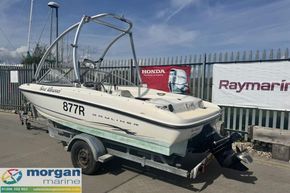 Bayliner 175 -back view