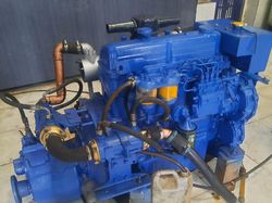 Ford 2700 - Sabb F4 254 Inboard diesel with transmission - used good