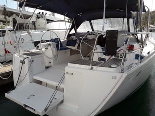 2011 DUFOUR 405 GRAND LARGE
