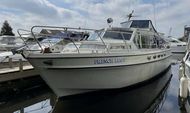 Broom Ocean 37