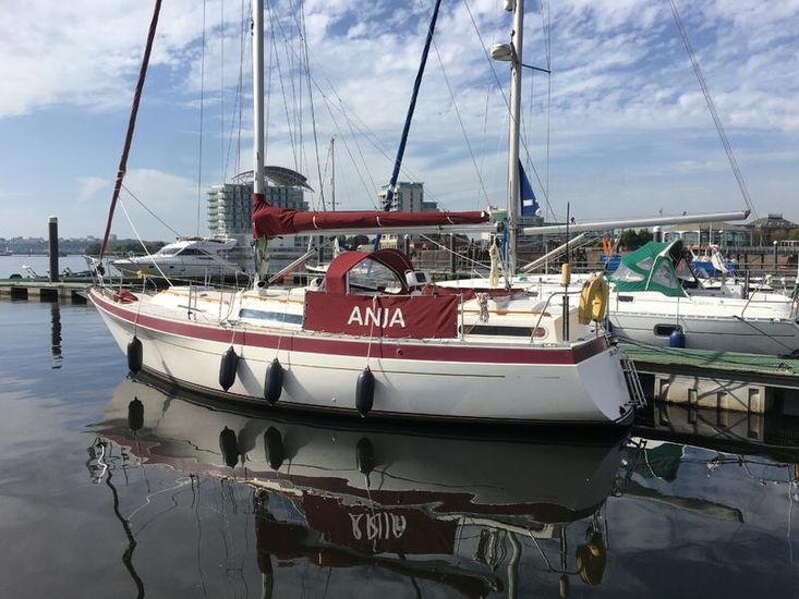 Moody 33 MkII for sale UK, Moody boats for sale, Moody used boat sales