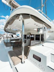 2011 Lagoon 450 F