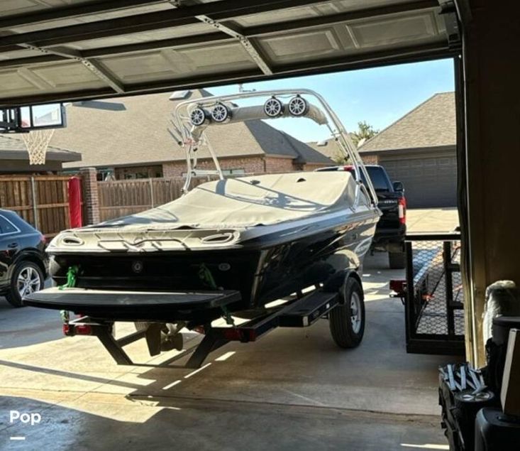 2004 Moomba mobius lsv