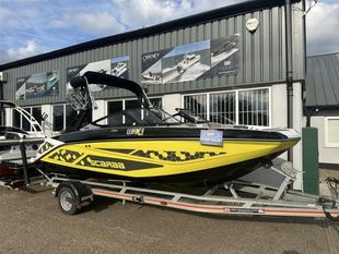 2019 Scarab 195