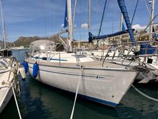 1999 Bavaria 37 | Spacious Comfort & Timeless German Craftsmanship