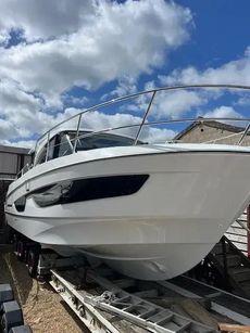 2025 Beneteau Antares 11