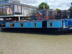 Sawley Tempted A 45ft 2000 4 berth cruiser stern narrowboat