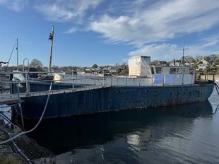 Houseboat - Four Bedroom
