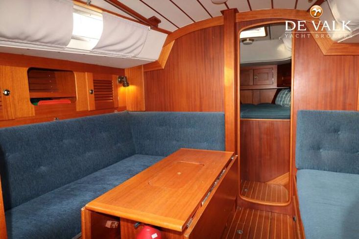 1994 Hallberg Rassy 34
