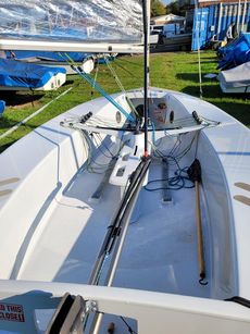 Solo dinghy