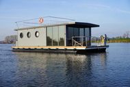  La Mare Houseboats Apartboat XL