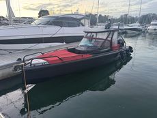 2022 Axopar 28 T-Top