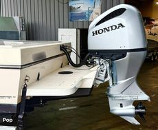 2022 Defiance Admiral 220 EX