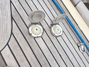 Hallberg Rassy 352  - Windlass
