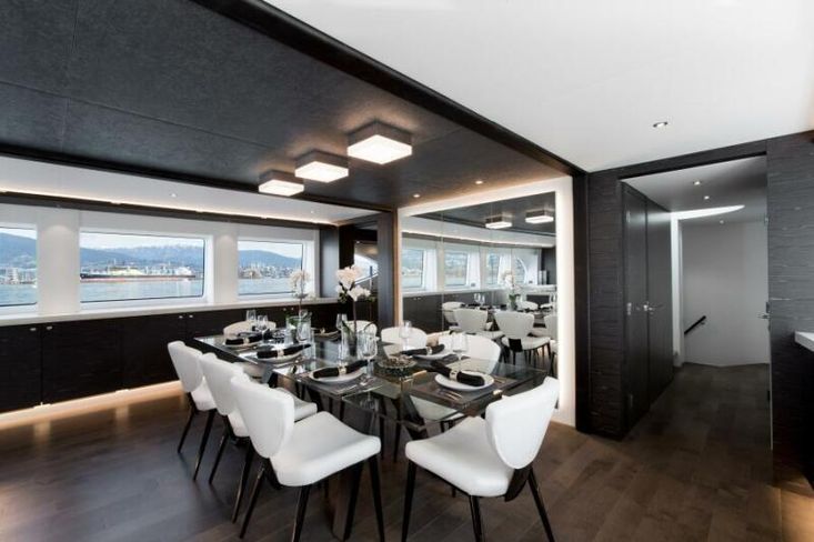 2020 Crescent Raised Pilot House