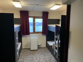 4 man room