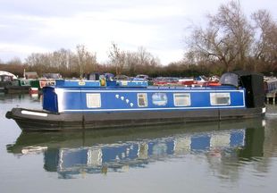 Tuckers Octopus 45ft 2002 4 berth cruiser stern narrowboat
