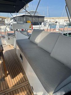 2016 Beneteau Oceanis 60