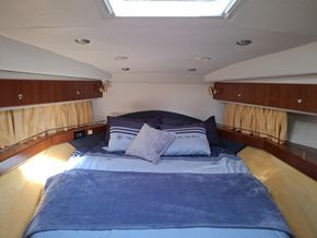 2000 Atlantic 42 27