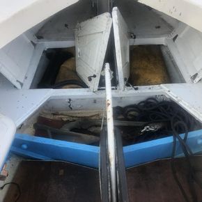 Anchor well and bow bouyancy