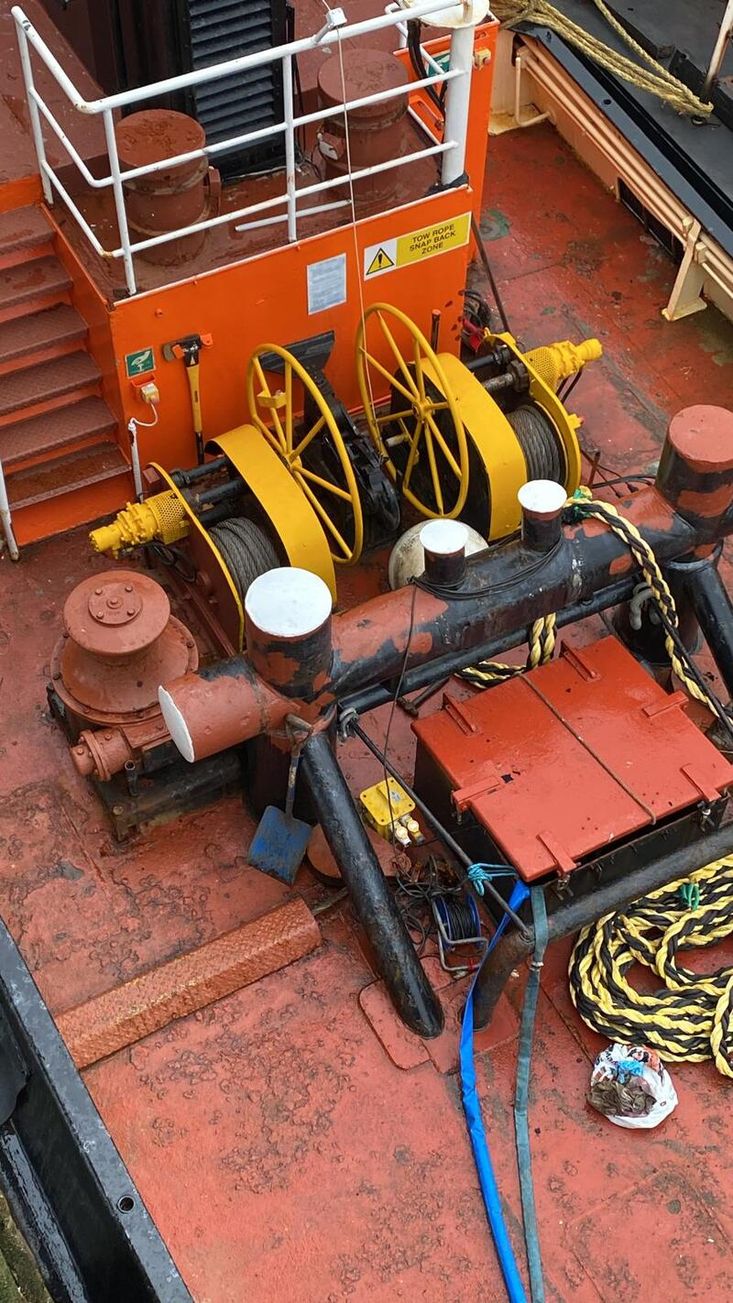 WELL MAINTAINED SINGLE SCREW TUG FOR SALE