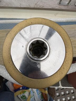 Two speed Lewmar 25 Genoa winch