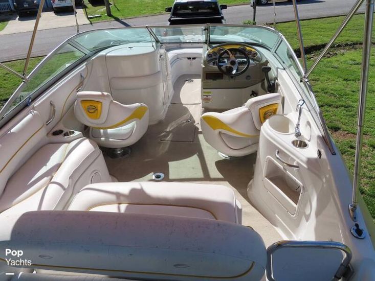 2008 Crownline 220 ex