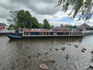 Easy Going - 60 foot traditional stern narrow boat