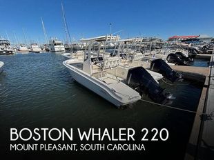 2025 Boston Whaler 220 Dauntless