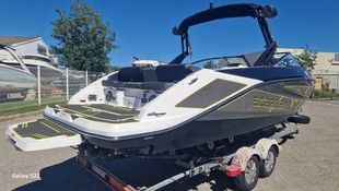 2023 Scarab 255 Wake Edition