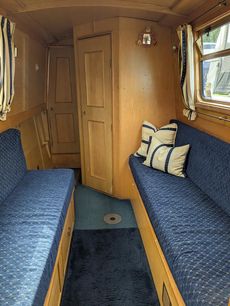 Dorothy Louisa - Beautifully fitted out 60' 6 berth