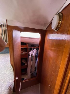 Hanging locker in forward cabin