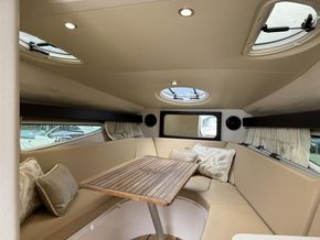 2015 Regal 28 Express 17