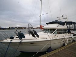 1986 Sea Ray 360 Aft cabin