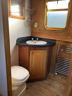 &lsquo;Kookaburra Dreaming&rsquo; narrowboat