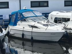 Sealine 210