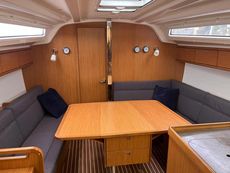 2015 Bavaria Cruiser 37