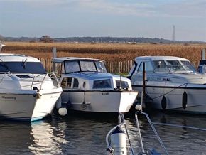 Porter & Haylett Astroline  - Exterior