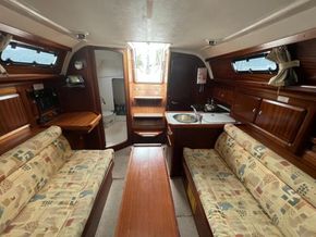 2000 Bavaria 31 13