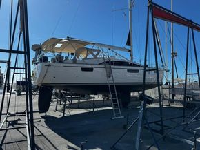 2013 Bavaria Vision 42 19