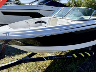 CHAPARRAL 19 DELUXE H2O BOWRIDER + MERCRUISER 4.5L MPI