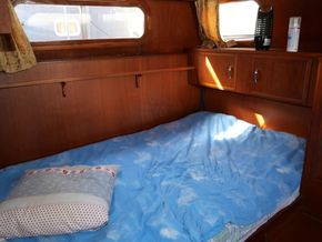Dutch Steel Motor Cruiser 42ft Liveaboard CRUISER GRAND STAR - Aft Cabin